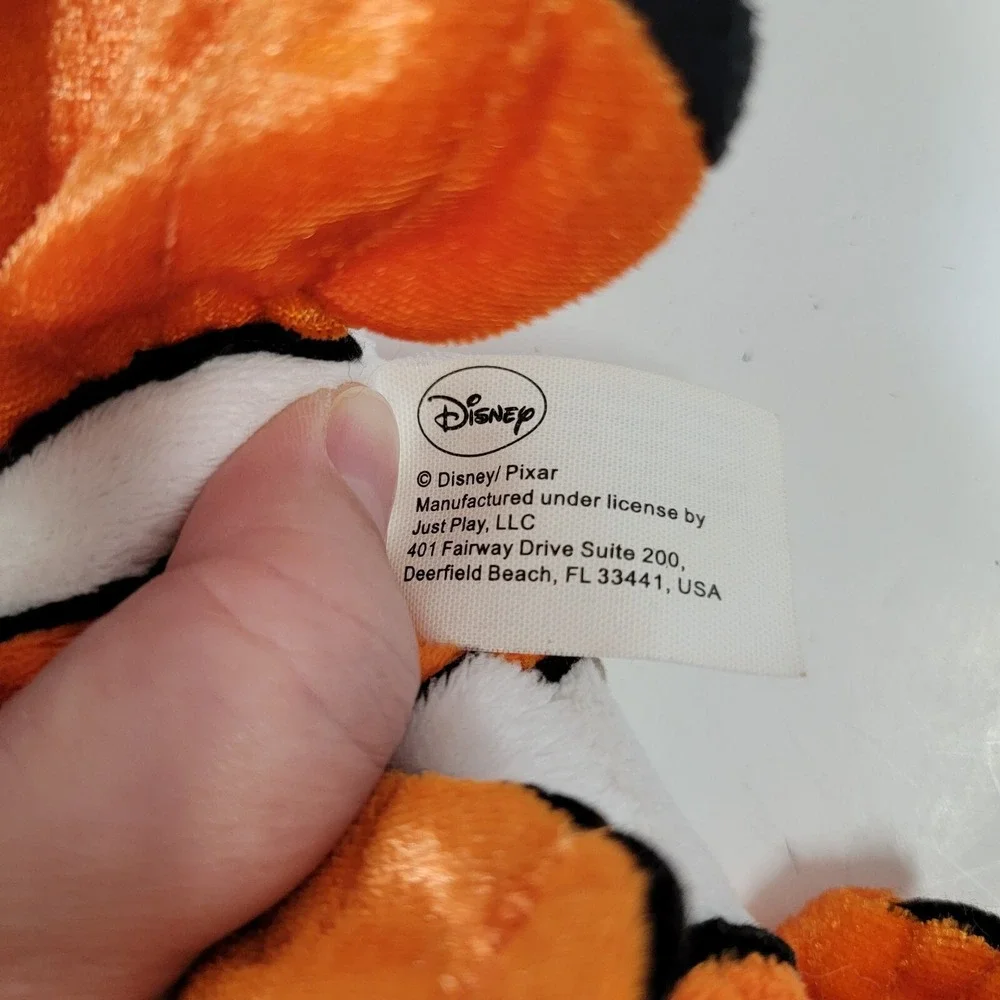 Finding Nemo Disney Store Pixar 16